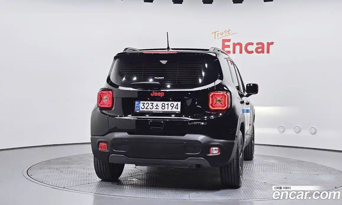 Jeep Renegade 2023 1.3 автомат (гидро), фото 4