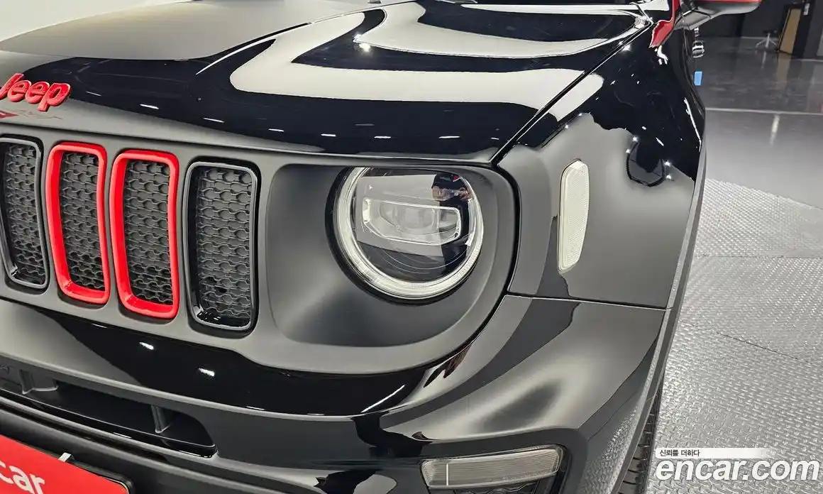 Jeep Renegade 2023 1.3 автомат (гидро), фото 8
