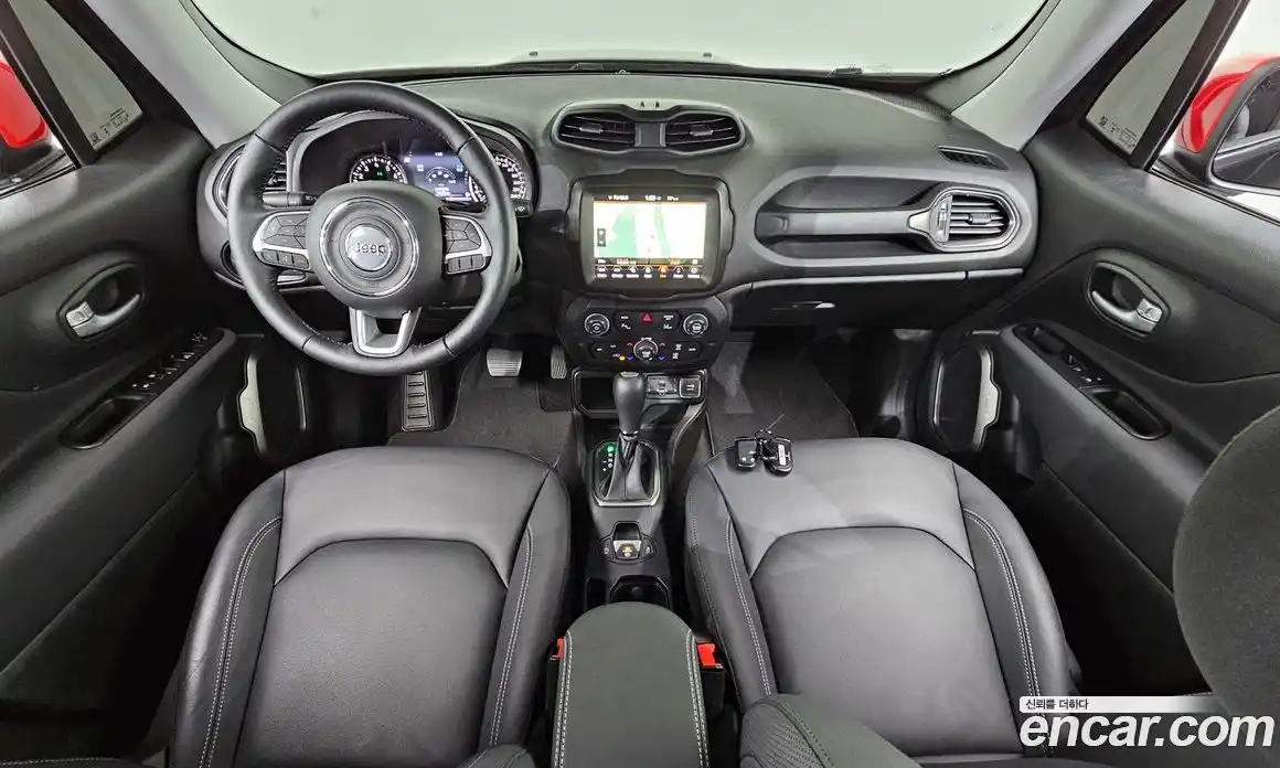 Jeep Renegade 2023 1.3 автомат (гидро), фото 10