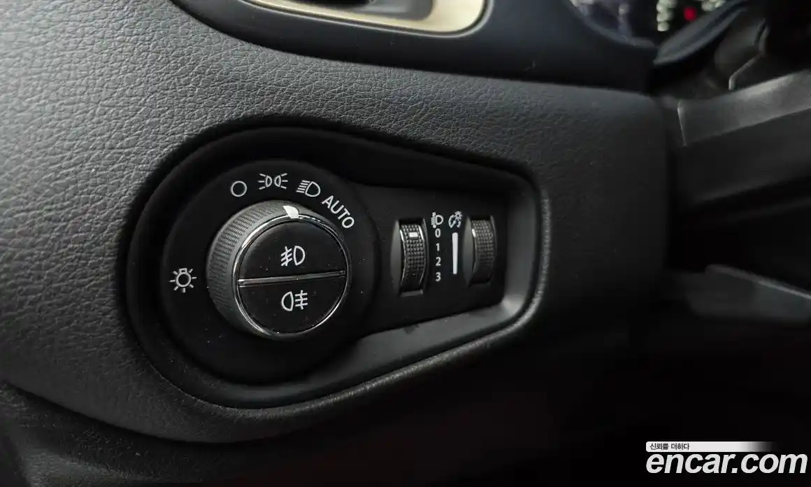 Jeep Renegade 2016 2.0 автомат (гидро), фото 18