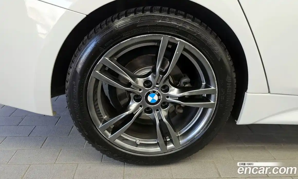 BMW 3 серия 2017 2.0 автомат (гидро), фото 5