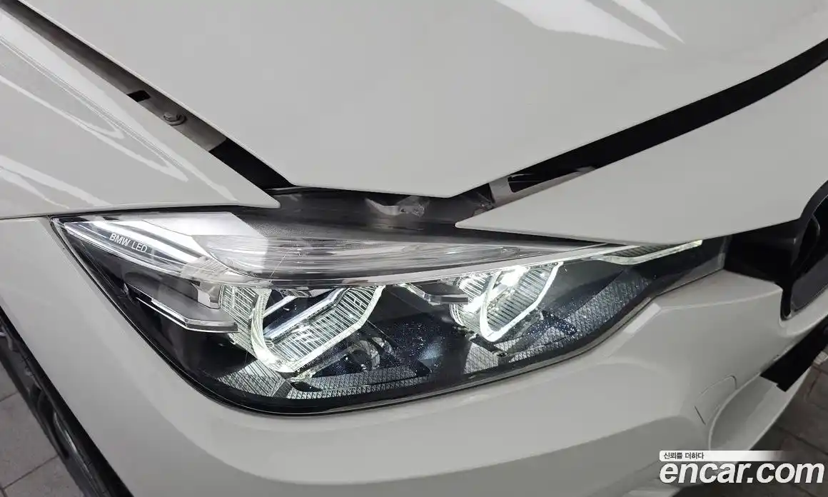 BMW 3 серия 2017 2.0 автомат (гидро), фото 8