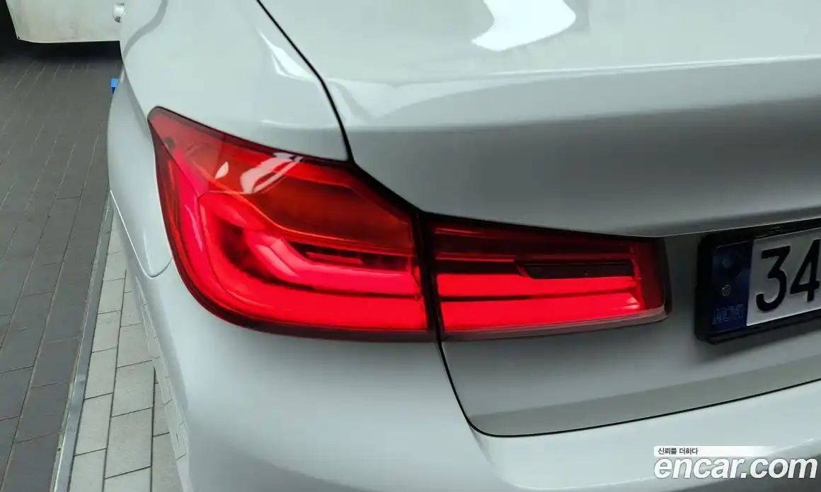 BMW 5 серия 2020 2.0 автомат (гидро), фото 9