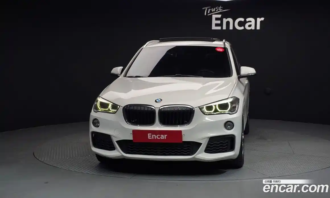 BMW X1 2016 2.0 автомат (гидро), фото 3