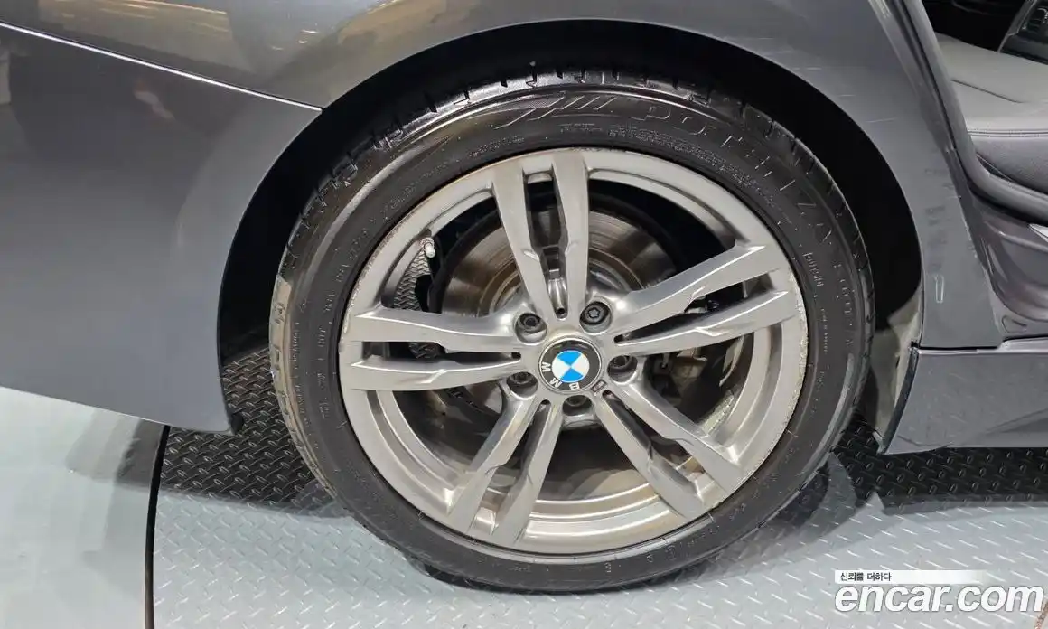 BMW 3 серия 2016 2.0 автомат (гидро), фото 5