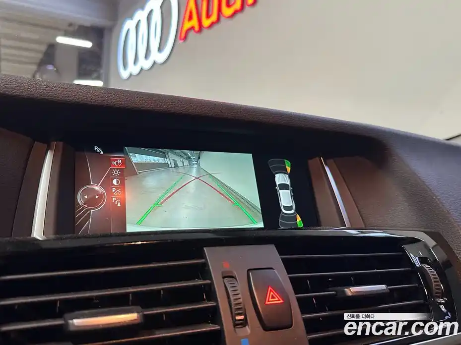BMW X4 2015 2.0 автомат (гидро), фото 17