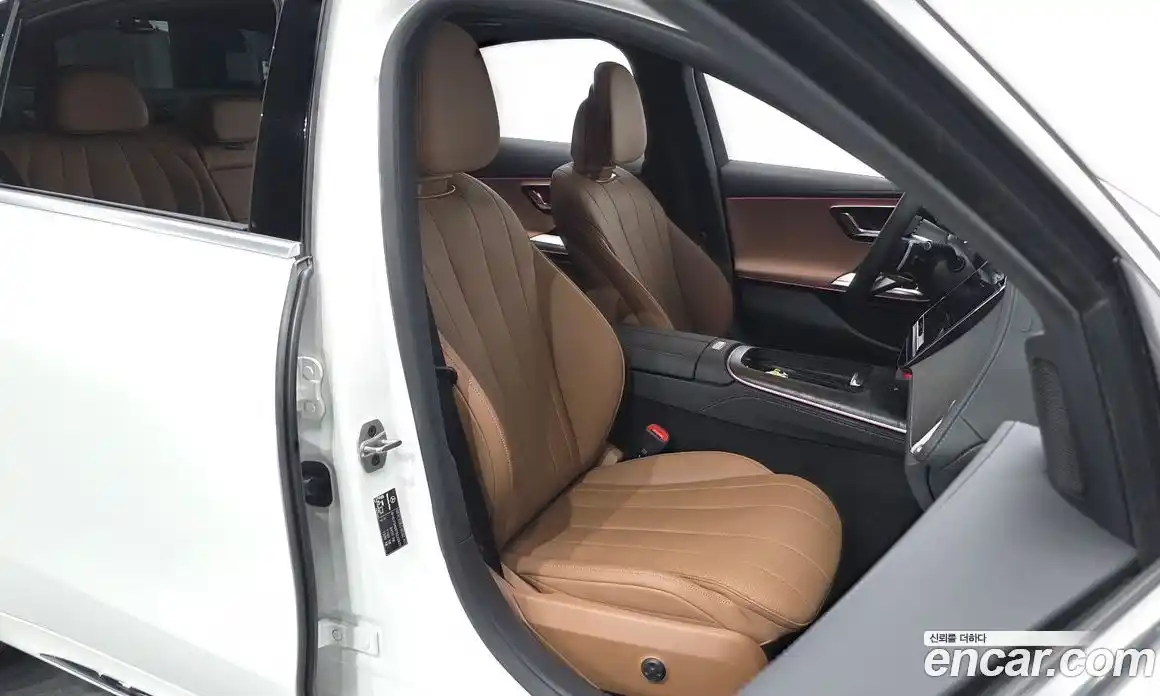 Mercedes-Benz E-Class 2025 2.0 автомат (гидро), фото 16