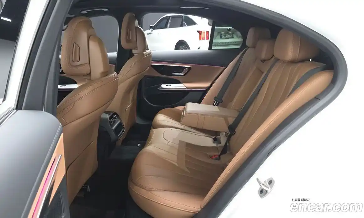 Mercedes-Benz E-Class 2025 2.0 автомат (гидро), фото 17