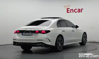 Mercedes-Benz E-Class 2025 2.0 автомат (гидро), миниатюра 2