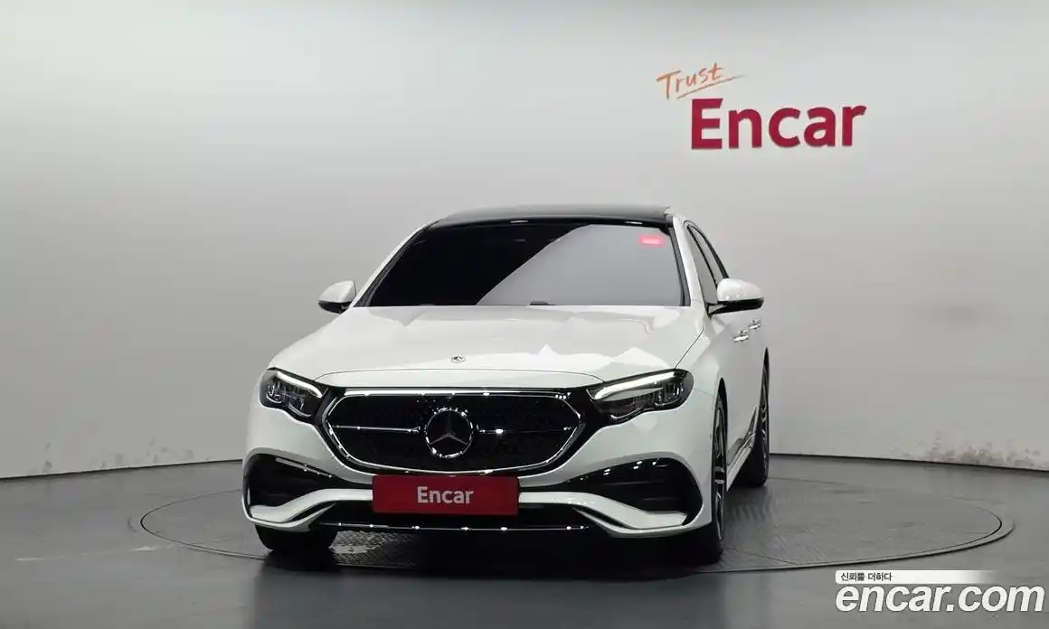 Mercedes-Benz E-Class 2025 2.0 автомат (гидро), фото 3