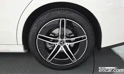 Mercedes-Benz E-Class 2025 2.0 автомат (гидро), миниатюра 7