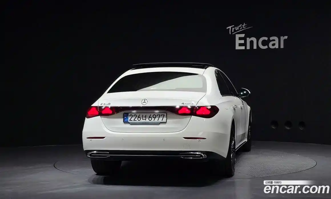Mercedes-Benz E-Class 2024 3.0 гидро, фото 4 Mercedes-Benz E-Class 2024 3.0 гидро, фото 4