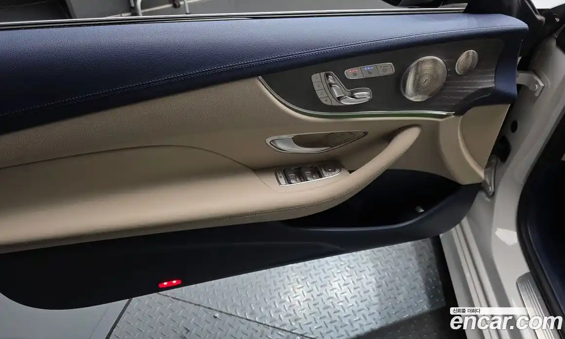 Mercedes-Benz E-Class 2021 3.0 гидро, фото 14 Mercedes-Benz E-Class 2021 3.0 гидро, фото 14