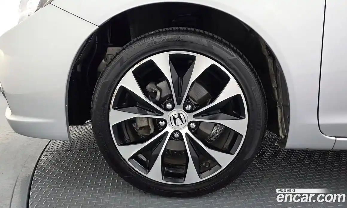 Honda Civic 2015 1.8 автомат (гидро), фото 5