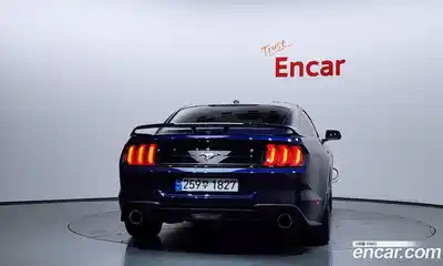 Ford Mustang 2019 2.3 автомат (гидро), миниатюра 4