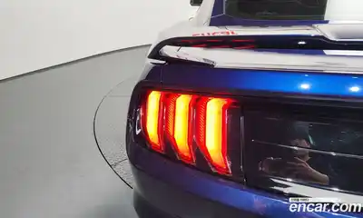 Ford Mustang 2019 2.3 автомат (гидро), миниатюра 9