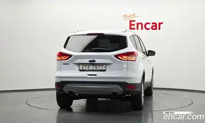 Ford Kuga 2016 2.0 автомат (гидро), миниатюра 4