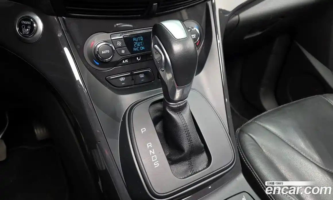 Ford Kuga 2016 2.0 автомат (гидро), фото 9