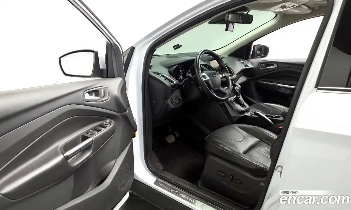 Ford Kuga 2016 2.0 автомат (гидро), фото 10