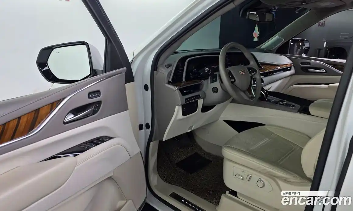 Cadillac Escalade 2021 6.2 гидро, фото 13