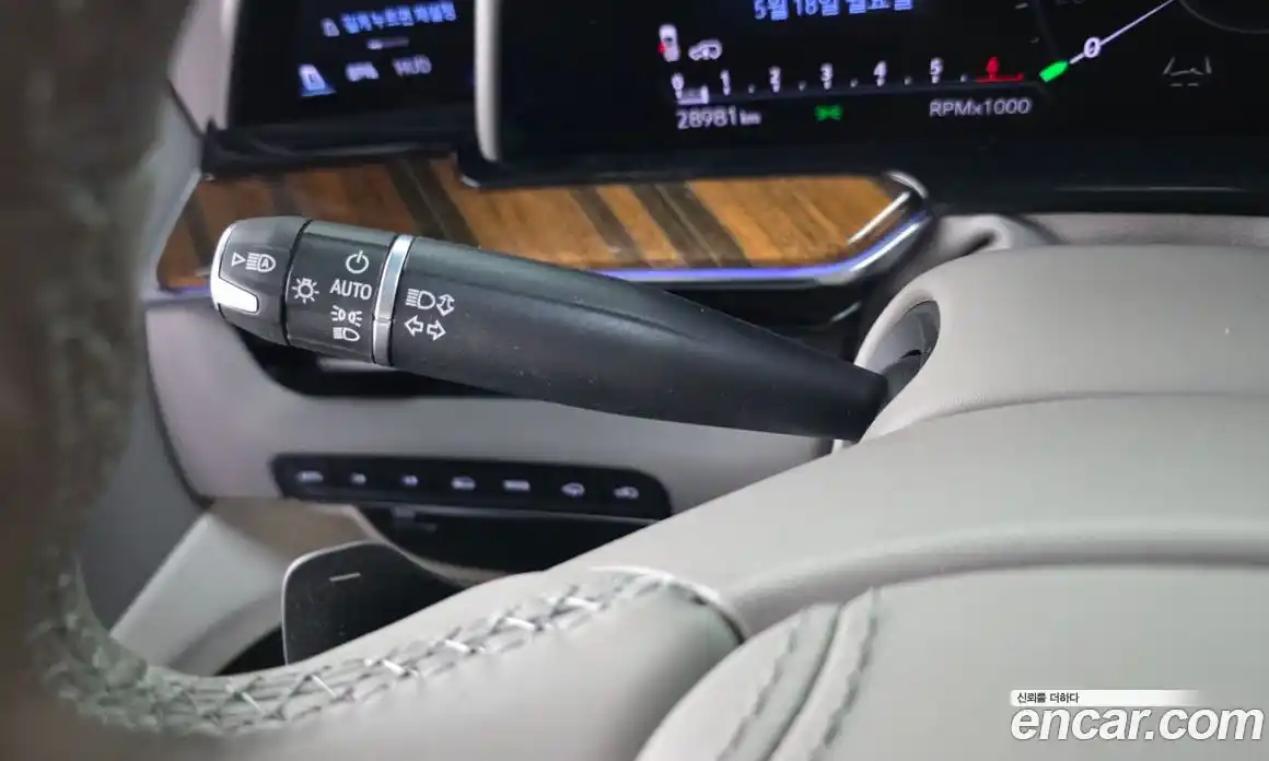 Cadillac Escalade 2021 6.2 гидро, фото 35
