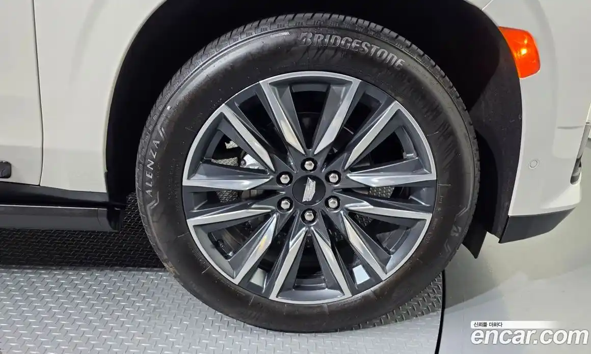 Cadillac Escalade 2021 6.2 гидро, фото 7