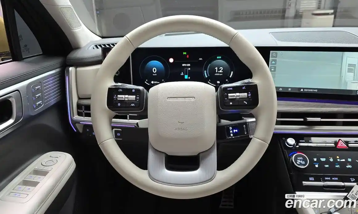 Hyundai Santa Fe 2025 1.6 автомат (гидро), фото 13