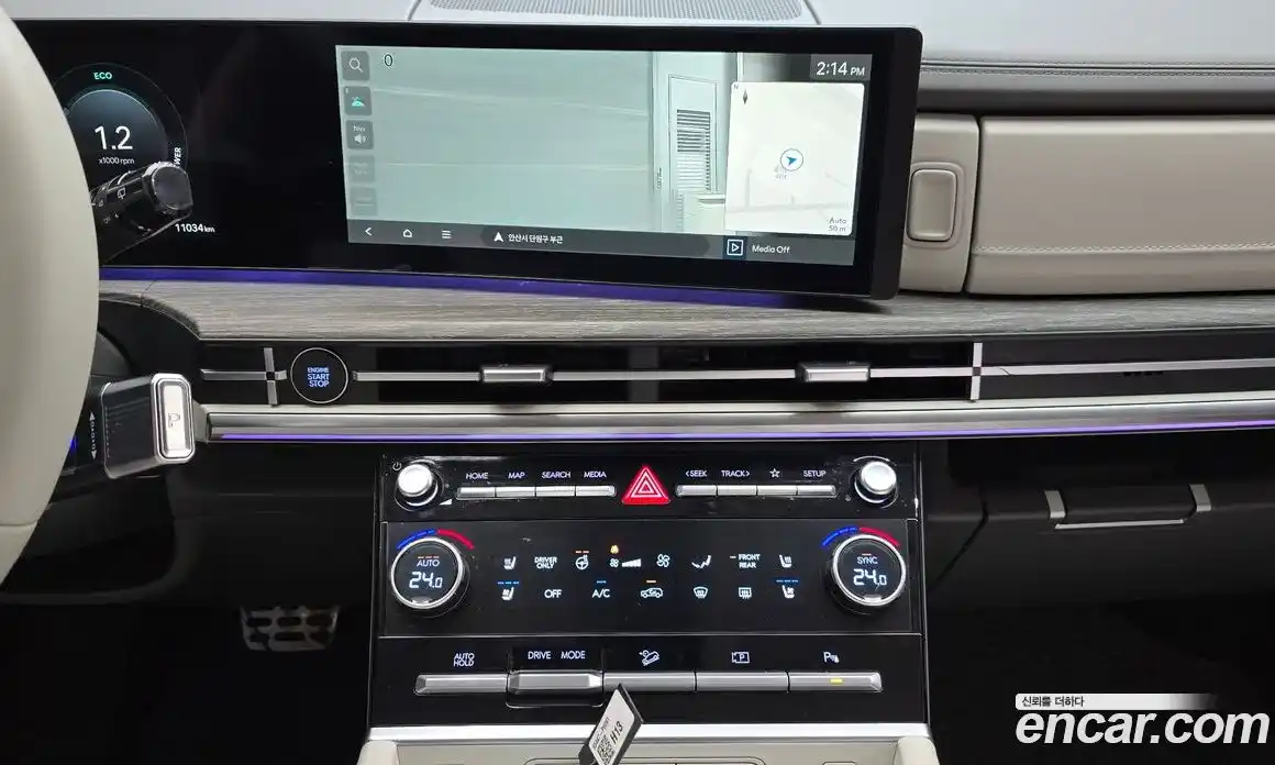 Hyundai Santa Fe 2025 1.6 автомат (гидро), фото 15
