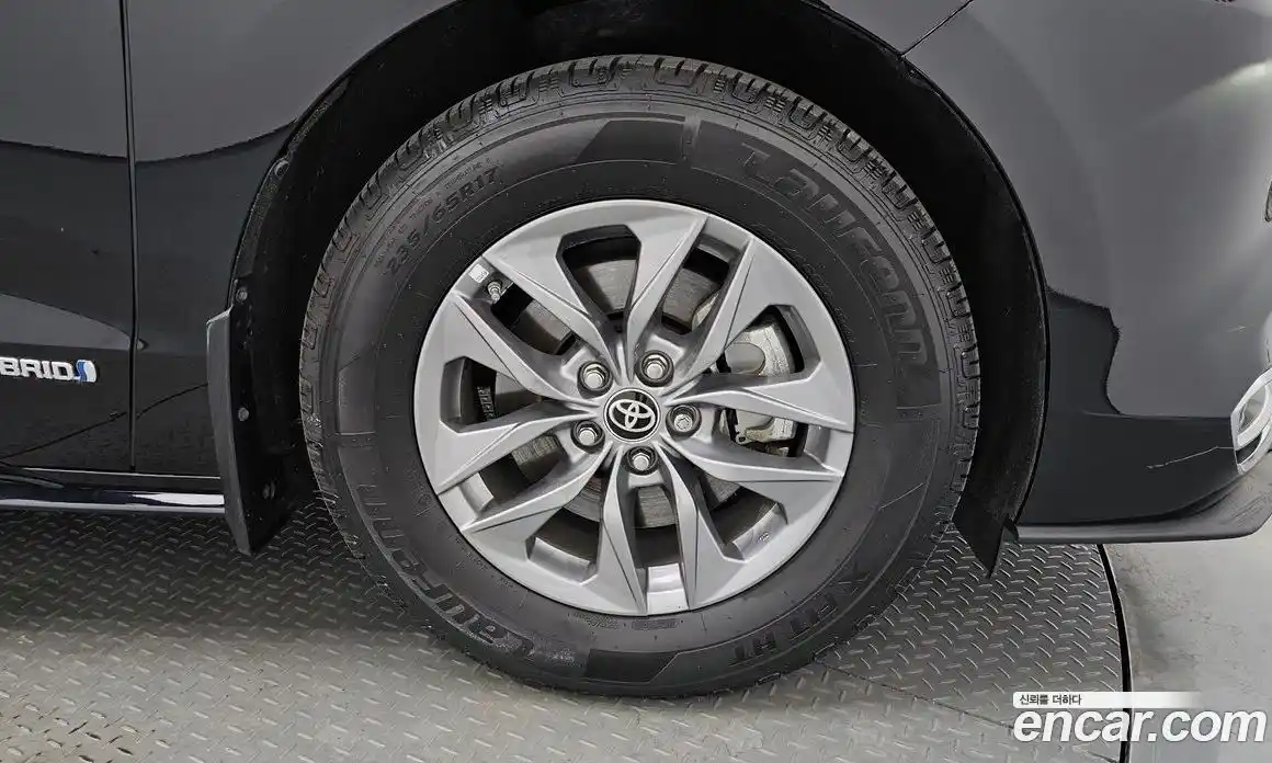 Toyota Sienna 2021 2.5 гидро, фото 4