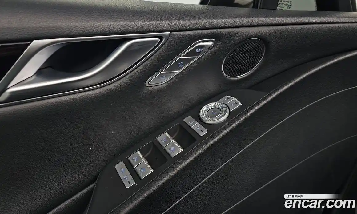 Genesis G80 2023 2.5 автомат (гидро), фото 17