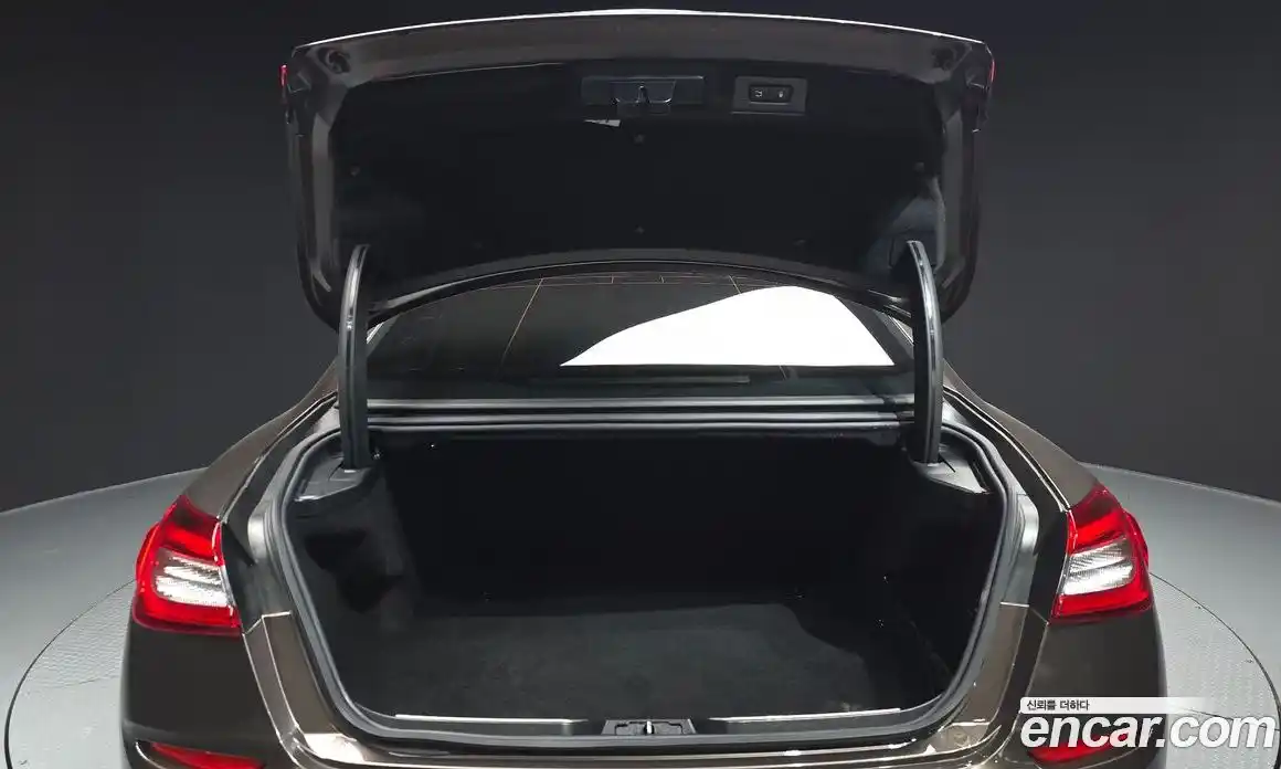 Maserati Quattroporte 2016 3.0 гидро, фото 20