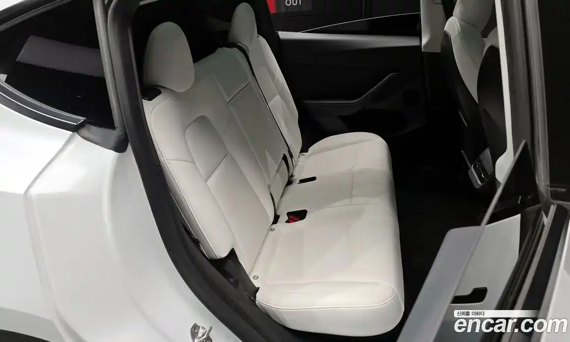 Tesla Model Y 2023 0.2 гидро, фото 12