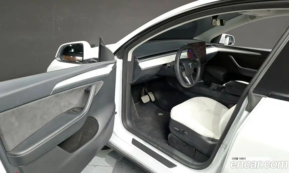 Tesla Model Y 2023 0.2 гидро, фото 10