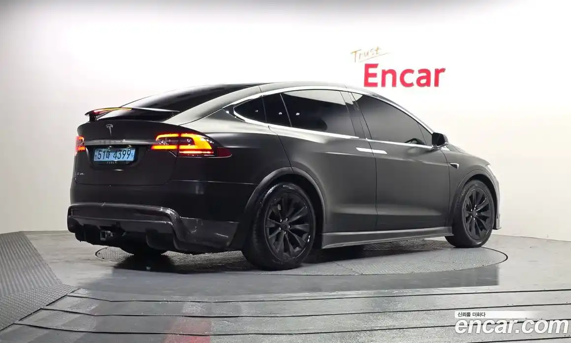 Tesla Model X 2019 0.3 гидро, фото 2