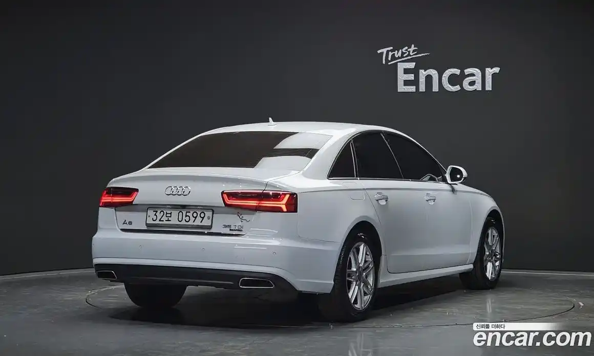 Audi A6 2016 2.0 автомат (гидро), фото 2