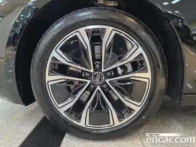 Audi A5 2025 2.0 автомат (гидро), миниатюра 5