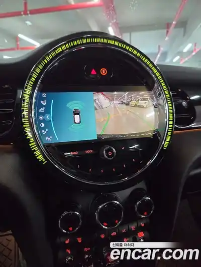 Mini Cooper 2022 2.0 автомат (гидро), миниатюра 7