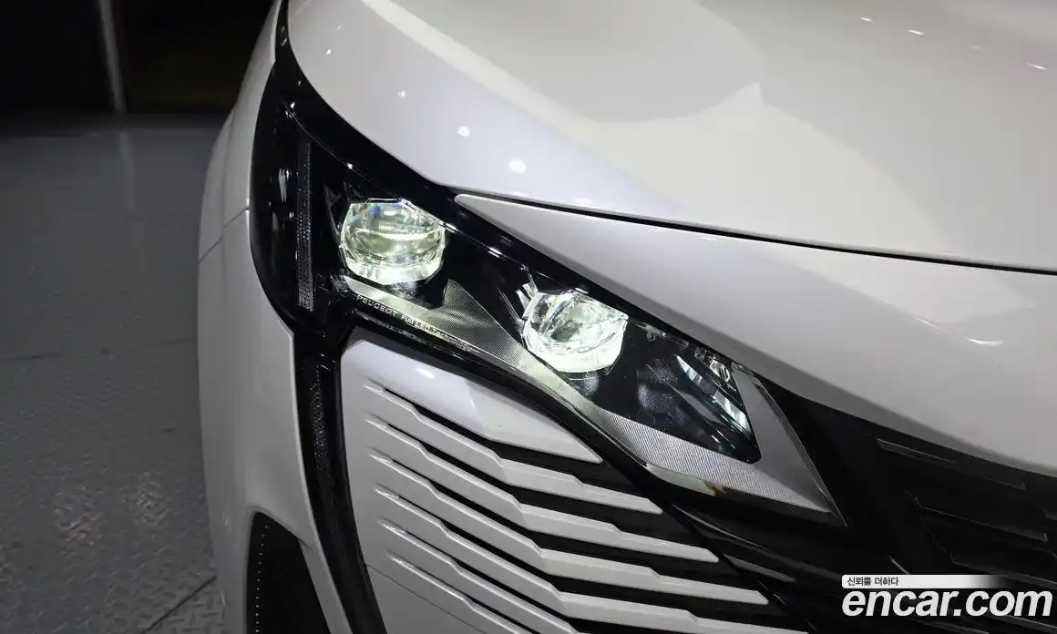 Peugeot 3008 2022 1.5 автомат (гидро), фото 8