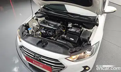 Hyundai Avante 2017 1.6 автомат (гидро), миниатюра 6