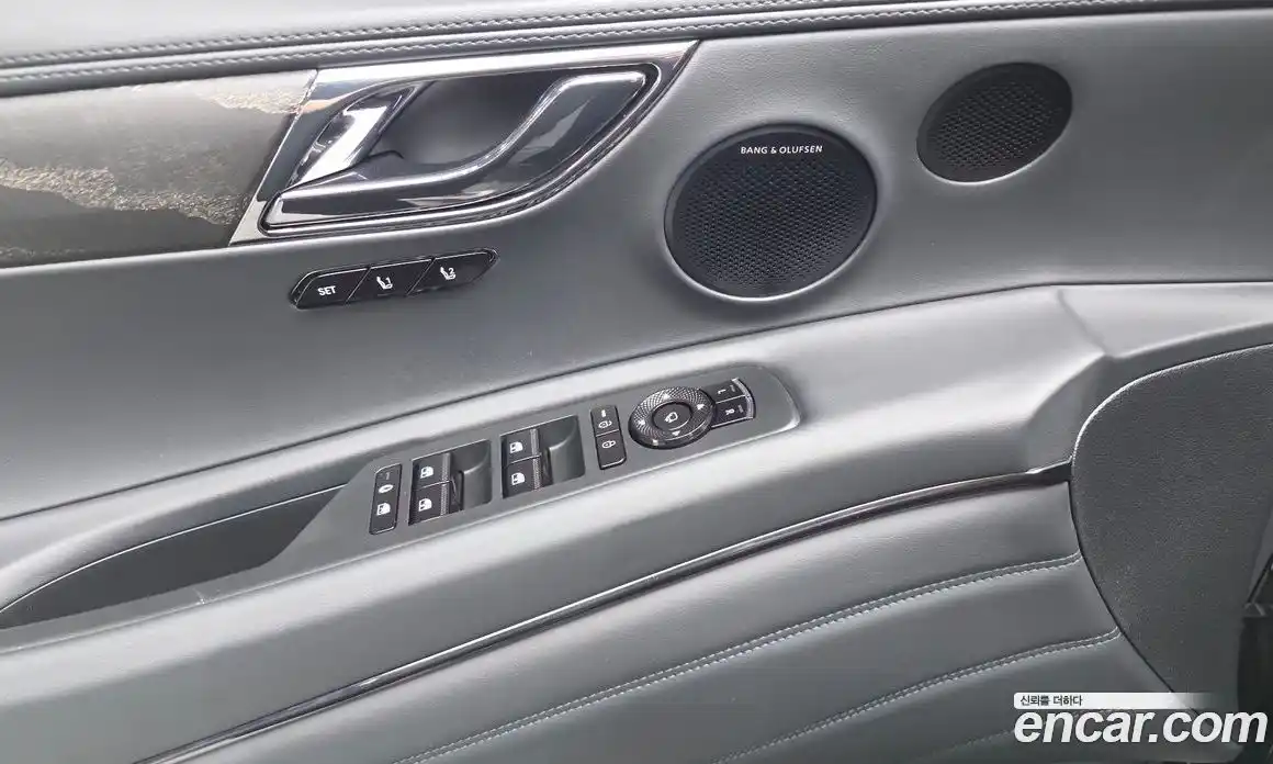 Genesis GV80 2025 2.5 автомат (гидро), фото 26