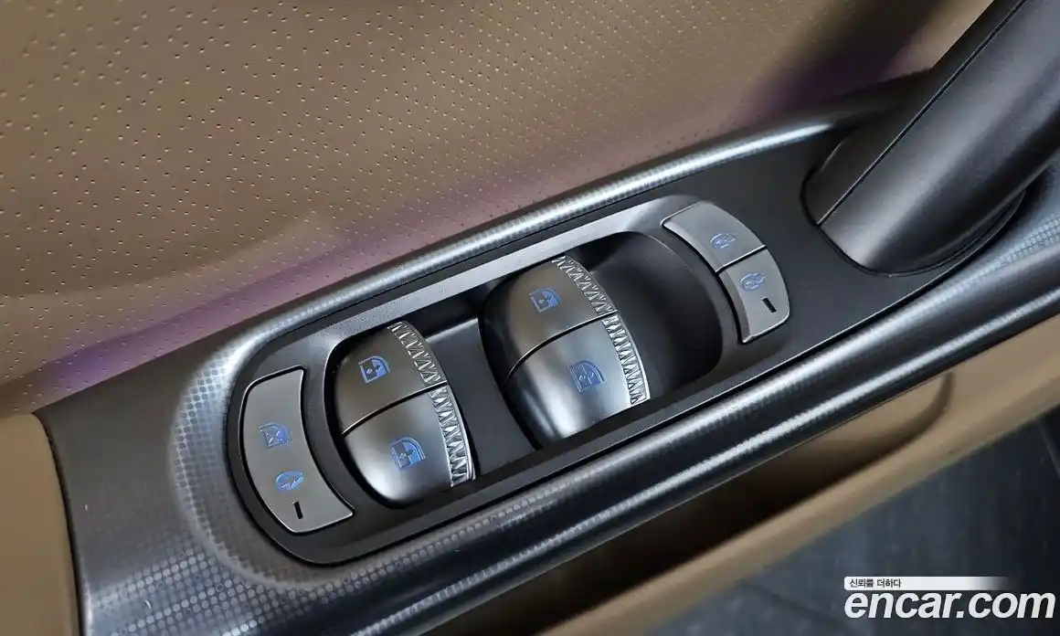 Genesis GV60 2021 0.1 автомат (гидро), фото 30