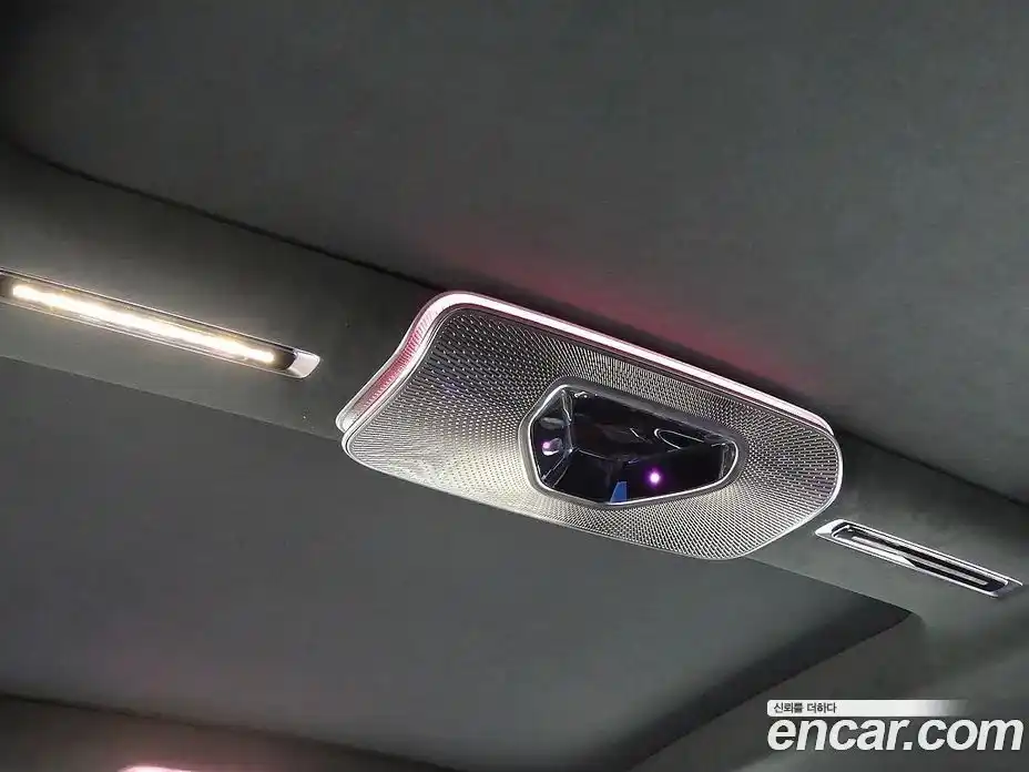 Mercedes-Benz S-Class 2024 4.0 гидро, фото 20