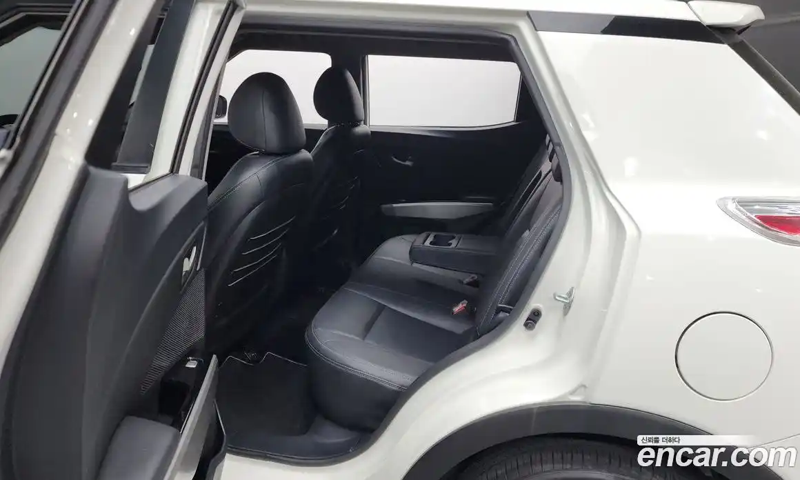 SsangYong TIBOLI 2017 1.6 автомат (гидро), фото 12