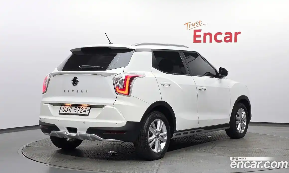 SsangYong TIBOLI 2017 1.6 автомат (гидро), фото 2