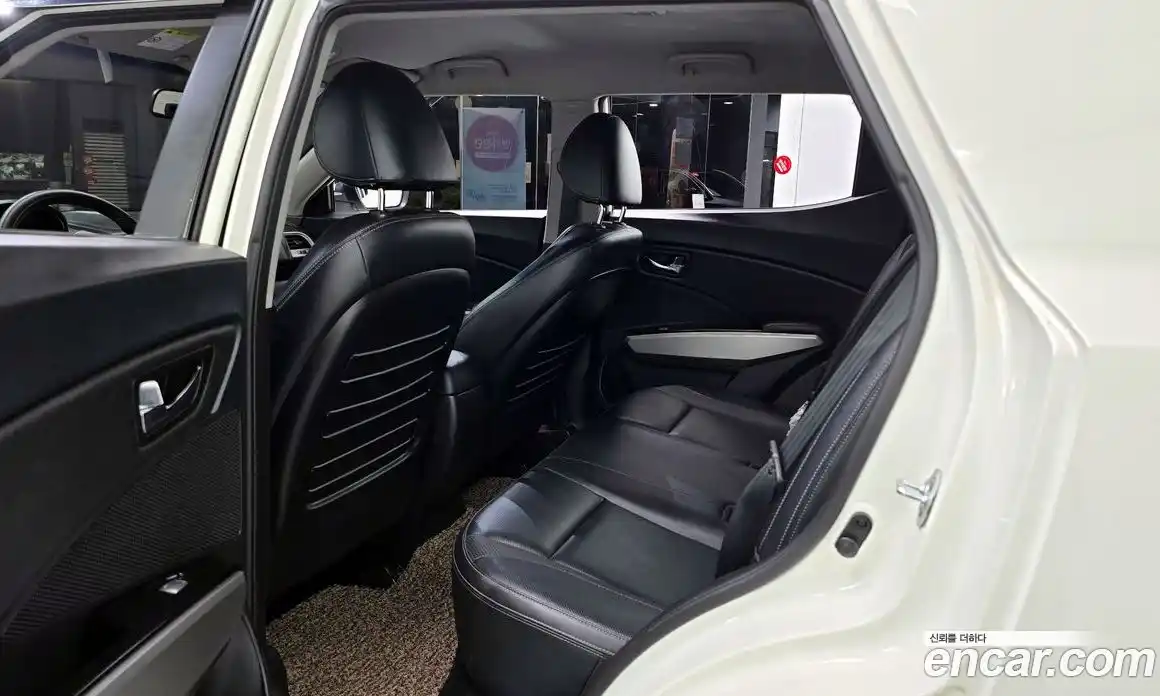 SsangYong TIBOLI 2015 1.6 автомат (гидро), фото 12