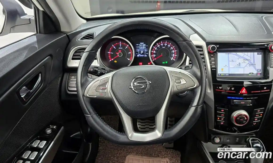 SsangYong TIBOLI 2015 1.6 автомат (гидро), фото 13