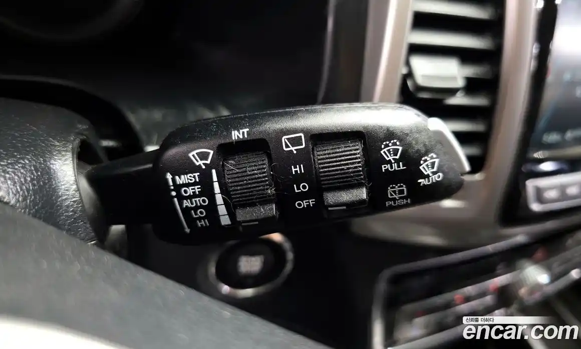 SsangYong Rexton 2017 2.2 автомат (гидро), фото 23