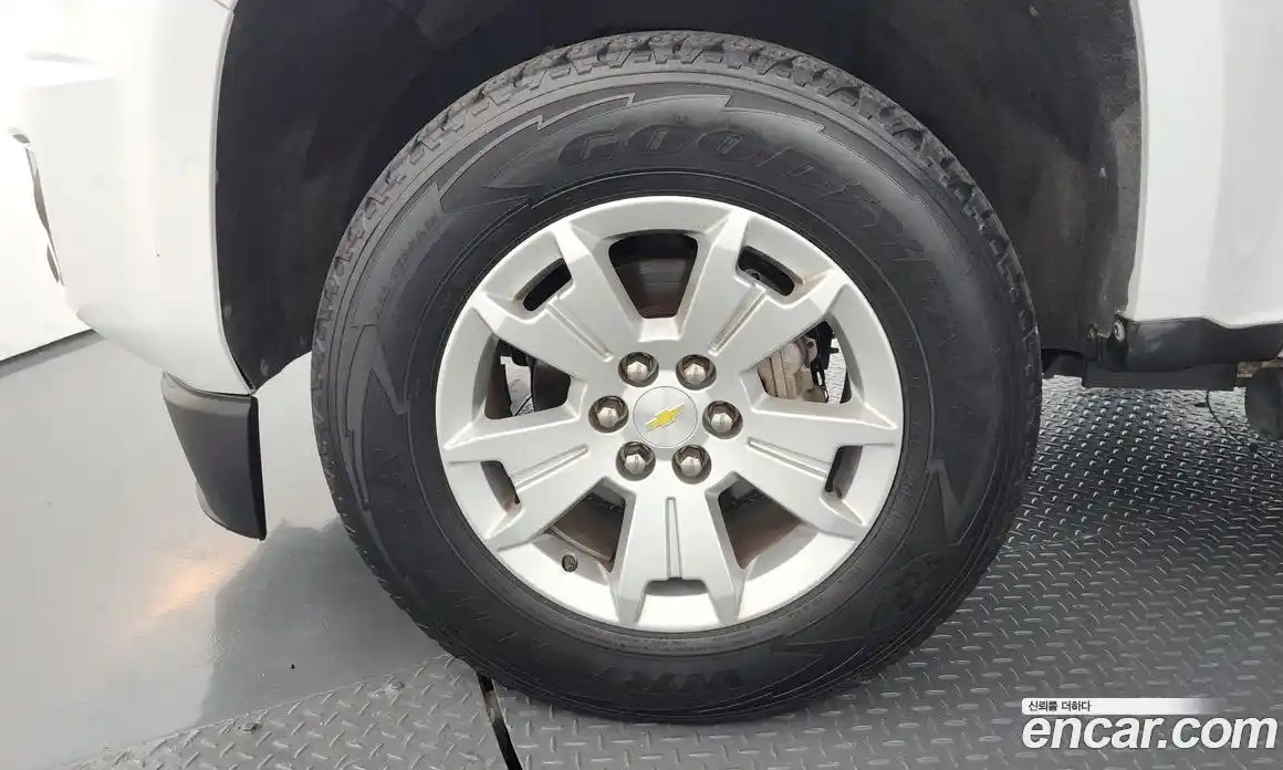 Chevrolet Colorado 2020 3.6 автомат (гидро), фото 5