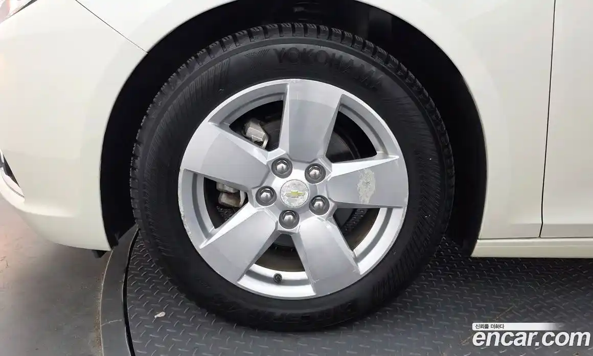Chevrolet Malibu 2012 2.0 автомат (гидро), фото 5