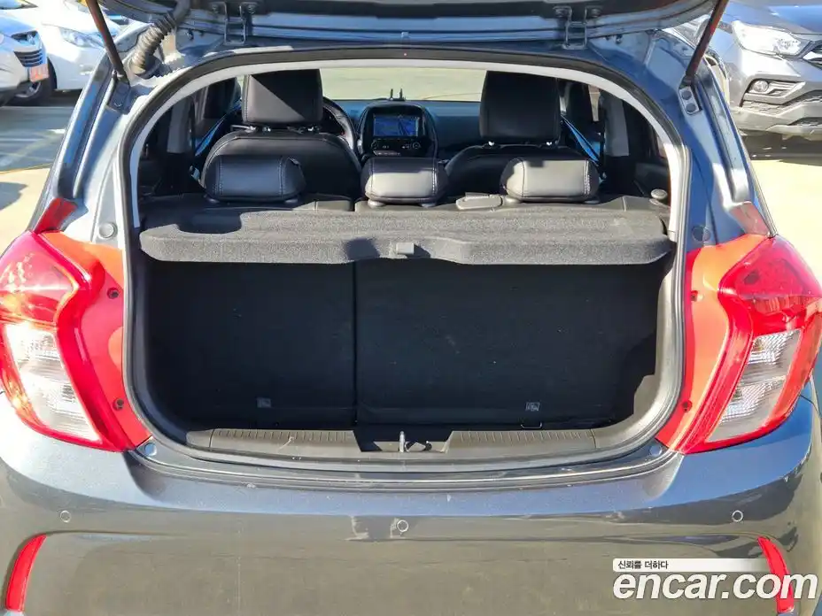 Chevrolet Spark 2019 1.0 автомат (гидро), фото 20